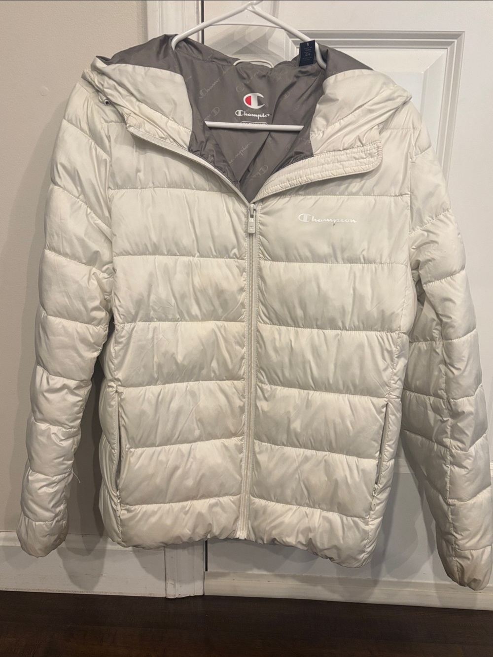 Champion Women’s White Cream Puffer Jacket with Hood